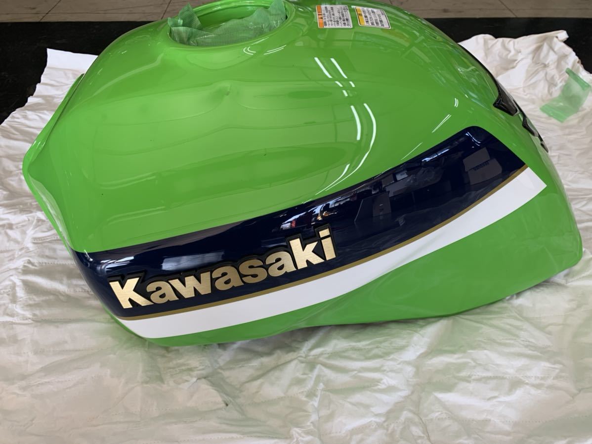 純正 燃料タンク ZRX1200 DAEG ダエグ用 凹みあり Kawasaki