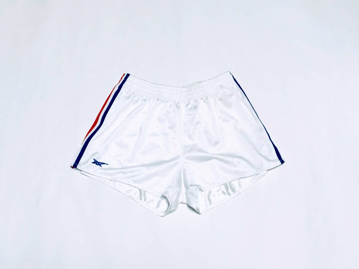 【SALE，大得価】 サッカーパンツ ユニフォーム 150サイズ 別注品 ホワイト&times;三色ライン 短パン 半ズボン ショートパンツ サカパン アシックス スポユニ(子ども用)｜売買されたオークション情報、yahooの商 パンツ