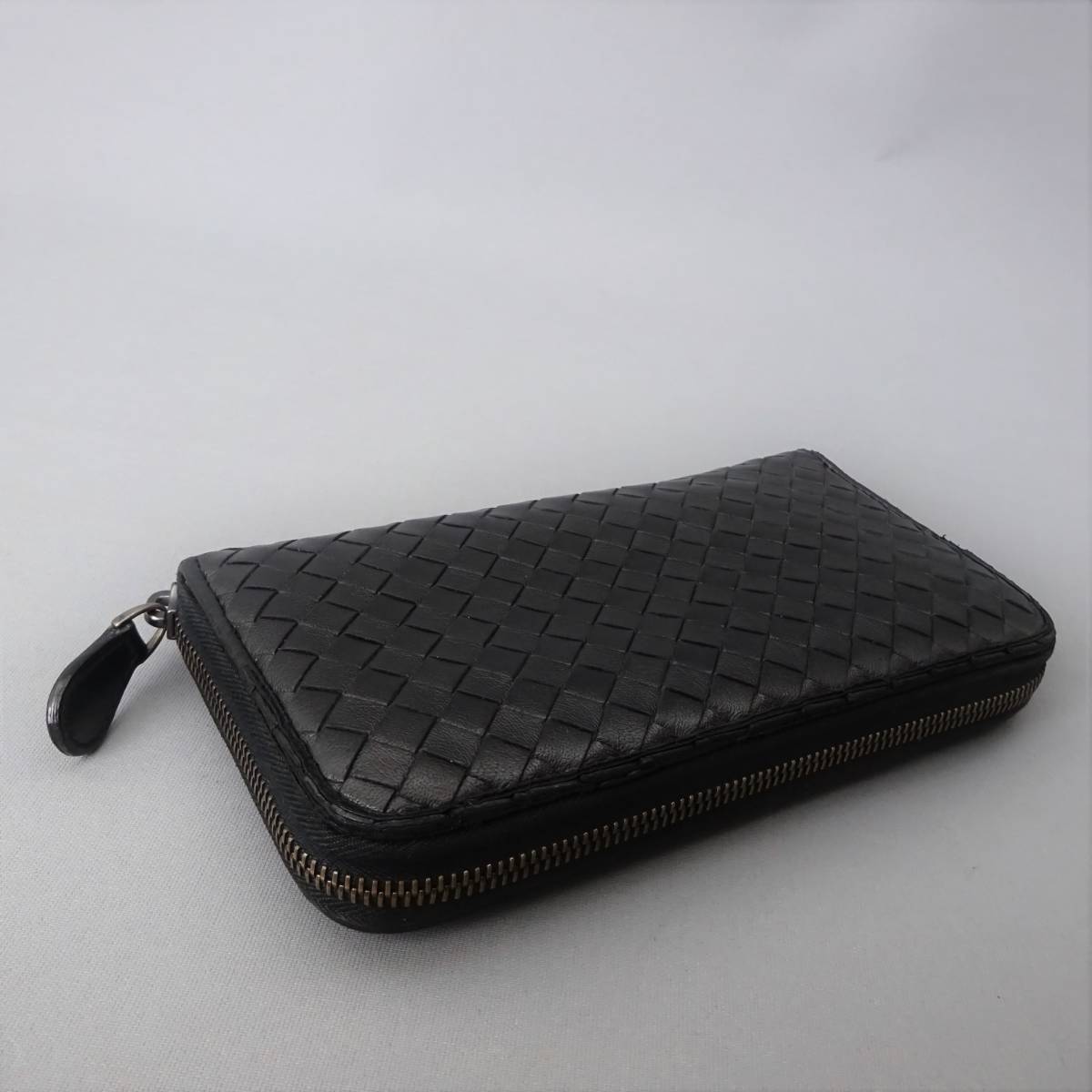 BOTTEGA VENETA ボッテガヴェネタ 二つ折り財布 B ラウンドファスナー長 本物■ボッテガ・ヴェネタ■ブラックイントレチャート■ラウンドファスナー長財布/558207