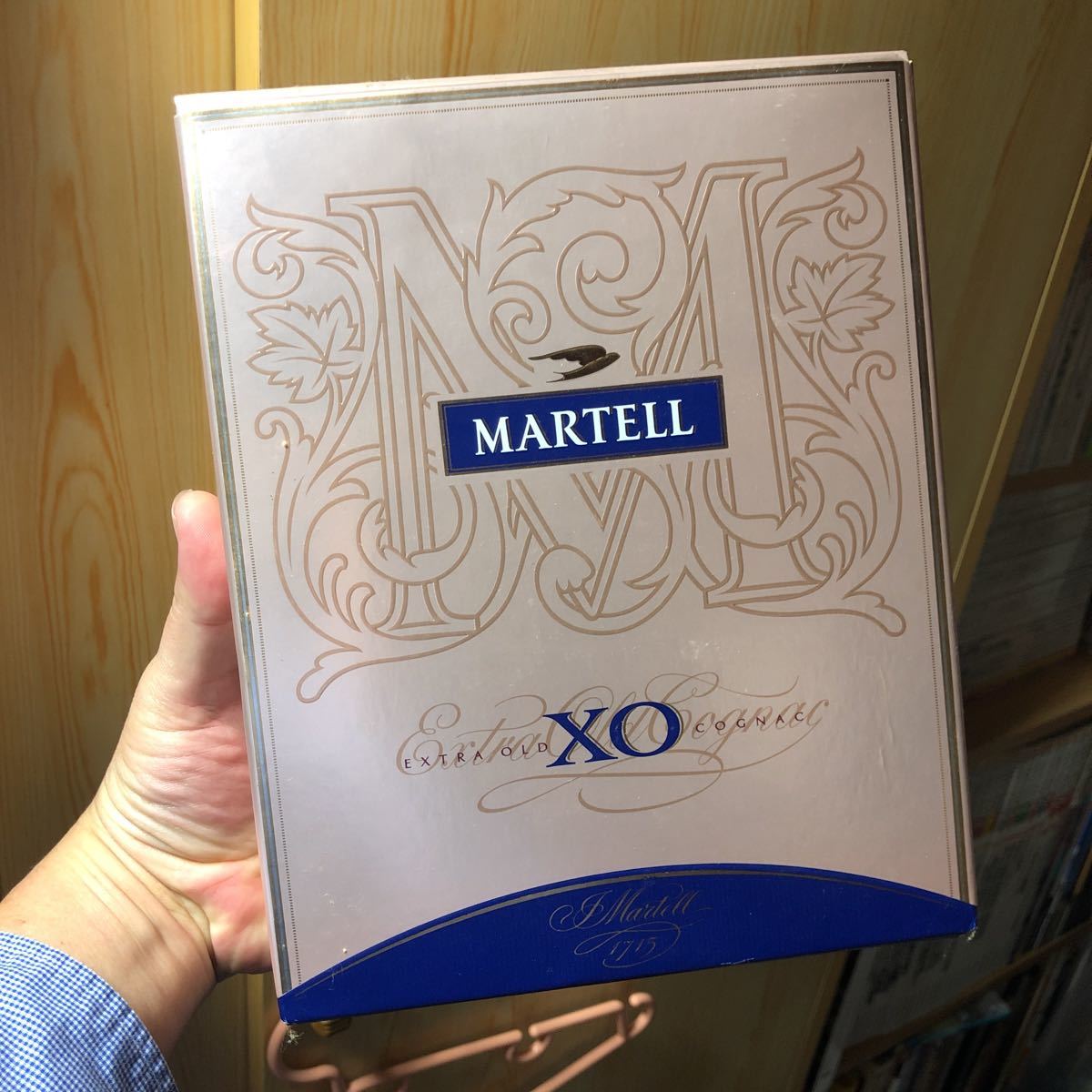 【限定セール，低価】 送料無料)MARTELL XO EXTRA OLD COGNAC
