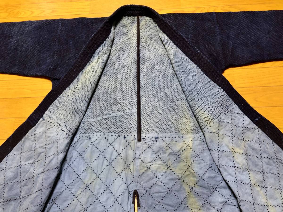 | 武州一世界最高級総手刺剣道着 道着 稽古着｜剣道具・剣道防具の通販 剣道着 京都武道具 剣道防具特製2.0分織刺手刺防具『仁王』 手刺剣道防具「源斗(げんと)」 剣道防具工房「源」 着 一分八厘紺革 勘の通販 松 剣道 特錬モデル 剣道防具工房