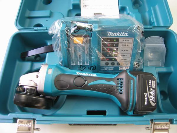 最安値，人気 マキタ 14.4V 充電式 100mm ディスクグラインダー GA400DRF セット(ディスクグラインダー)｜売買されたオークション情報、yahooの商品情報をアーカイブ公開 - オークファン ディスクグラインダー