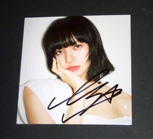 「公式」BLACK PINKリサLISA　直筆サインカード Yahoo!オークション - 未開封 リサ直筆サイン入りカード付き ブラック