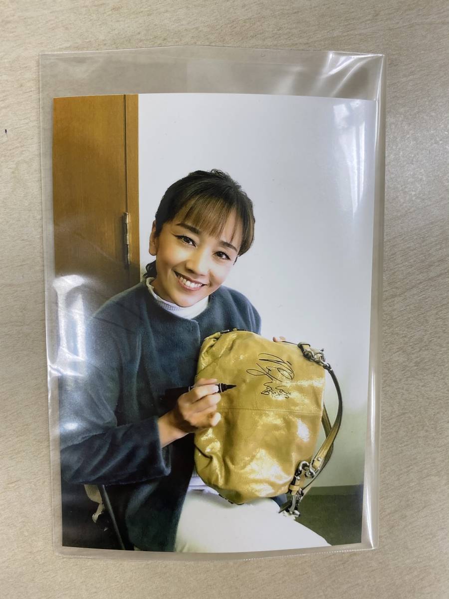 上智大学100周年記念品バッグ【西田ひかる直筆サイン入り】 西田ひかるのYahoo!オークション(旧ヤフオク!)の相場・価格を見る