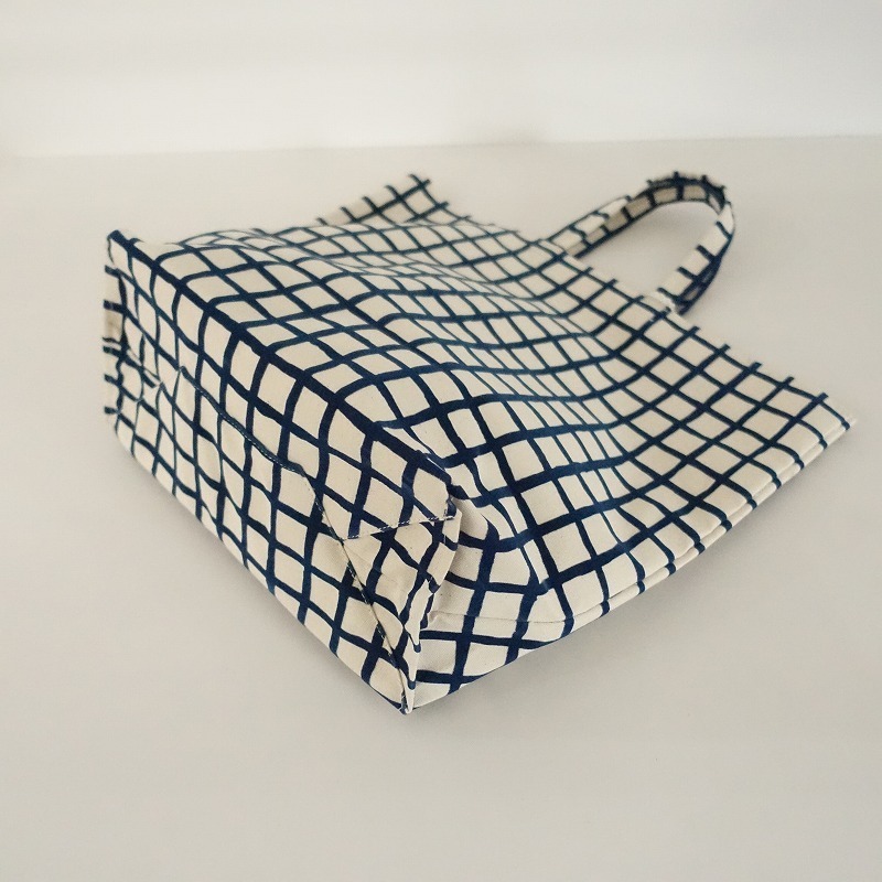 □2020SS/ミナペルホネン mina perhonen *latticeトートバッグ中 