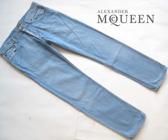 高級イタリア製!!アレキサンダーマックイーン ALEXANDER McQUEEN*ロゴ 