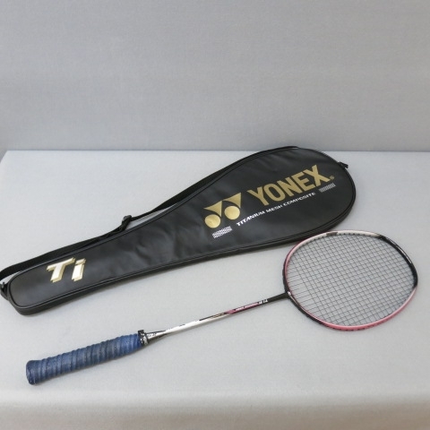 RKO101☆YONEX ヨネックス バトミントンラケット Ti3 TITANIUM MESH