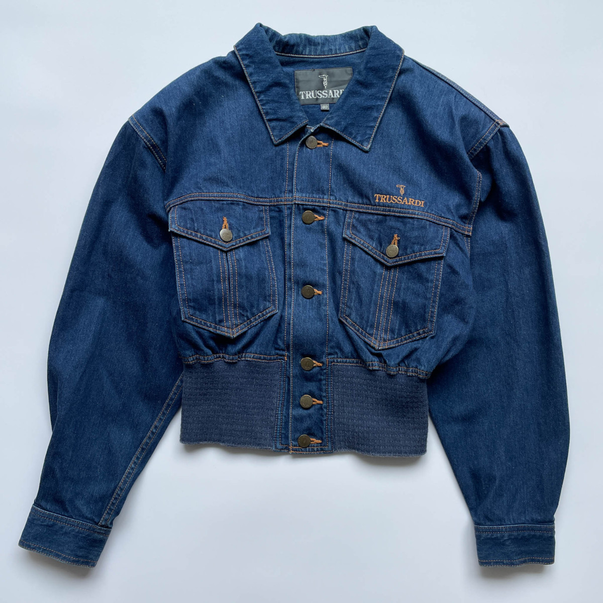 上下セット Trussardi トラサルディ ロゴ刺繍入り デニム セットアップ ジャケット スカート サイズ 40 インディゴ レディース トラサルディ 売買されたオークション情報 Yahooの商品情報をアーカイブ公開 オークファン Aucfan Com