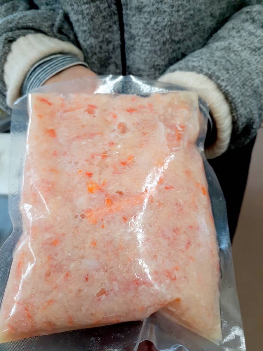 お家 ご馳走 紅ずわい蟹フレーク300グラム 3袋 かに玉汁や玉子焼きにどうぞ ズワイガニ 売買されたオークション情報 Yahooの商品情報をアーカイブ公開 オークファン Aucfan Com