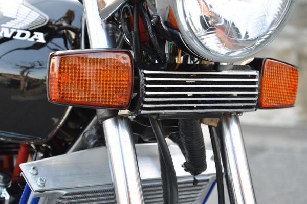 三つ又カバー ブラック CBX400F | カスタムパーツ DJ 三つ又カバー ブラック CBX400F | カスタムパーツ DJ