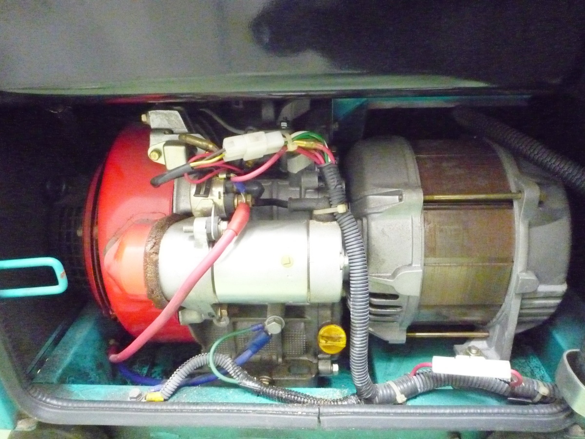 発電機 中古 エンジン デンヨー ニューパワー GA-2600SSM 100V 60Hz  