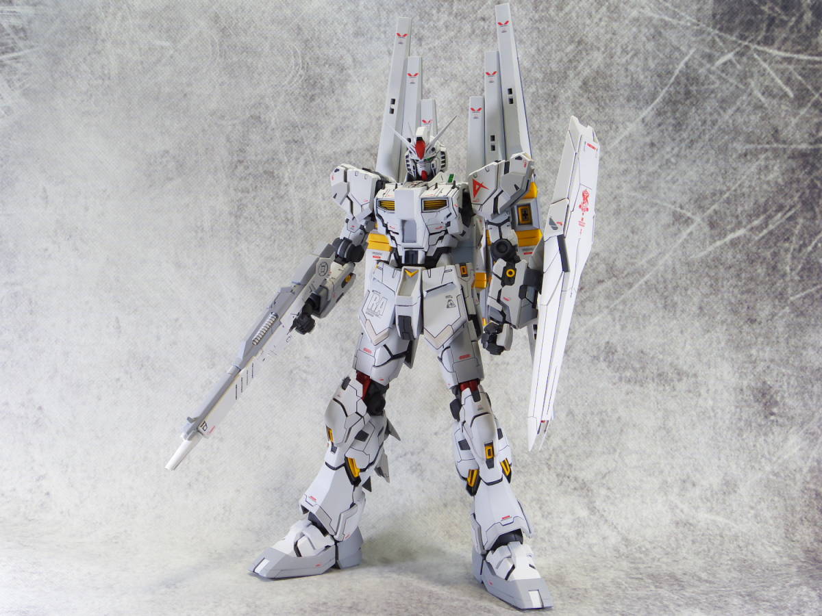 MG νガンダム ver.ka 改修塗装完成品 MG νガンダム - 商品细节 | ZA01