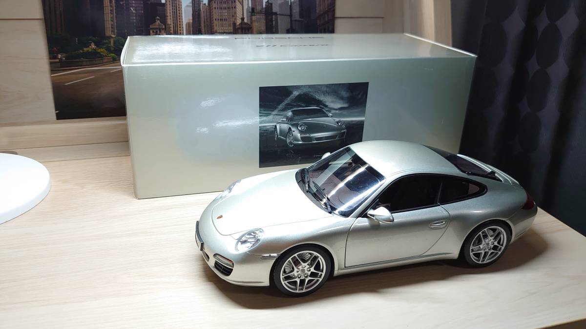 後期 ポルシェ911 carrera カレラ 911 997 996 1/18 ポルシェ 特注  