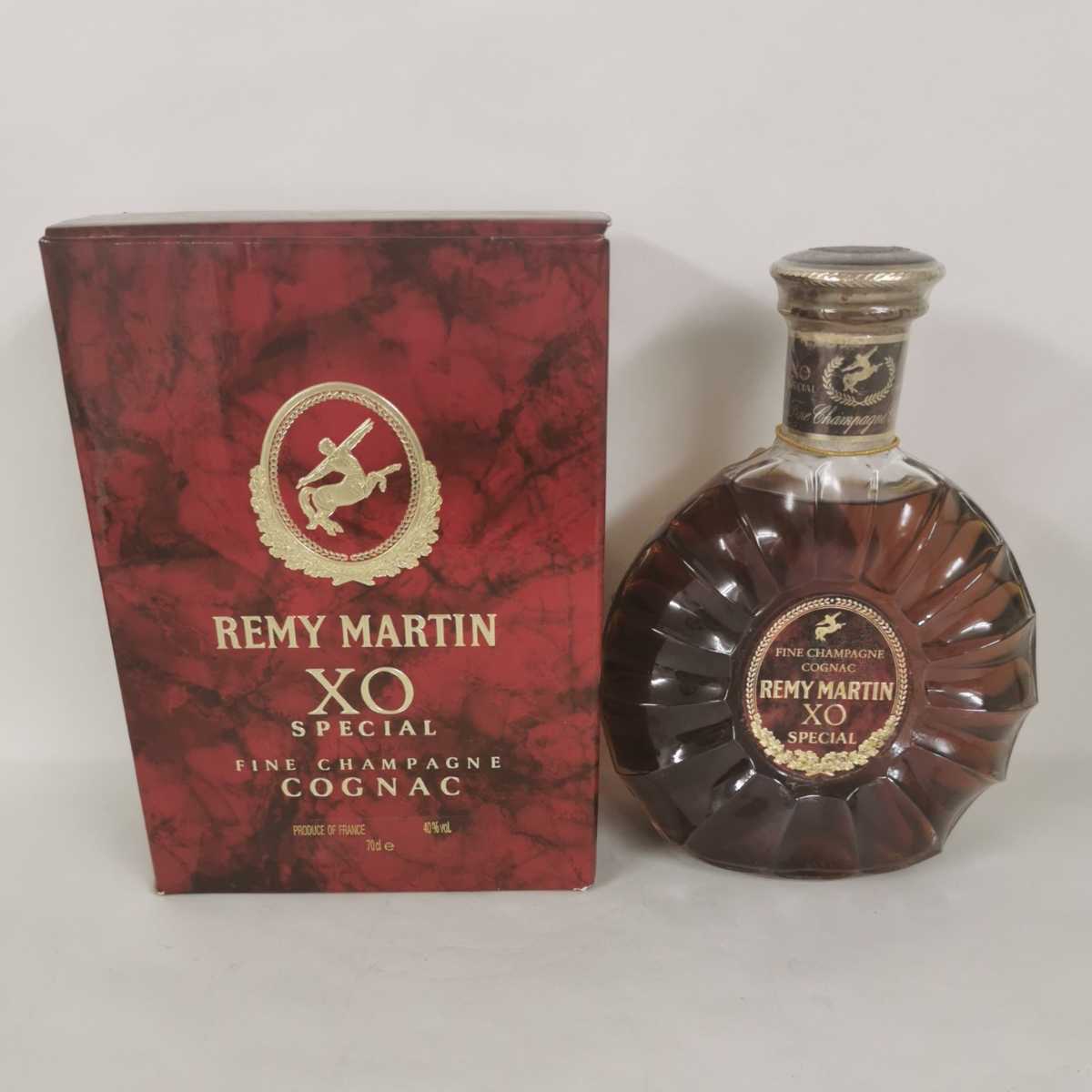 レミーマルタン XO 700ml 40% 箱 ブランデー コニャック 古酒 食品