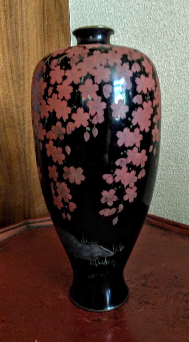 文化遺産オンライン 瓶形梅桜文七宝水滴 | 菊御紋付桜模様七宝花瓶 飾