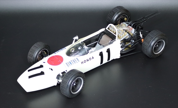 タミヤ 1/12 ホンダ F-1 RA272 1965年 メキシコGP 優勝車 コレクターズ