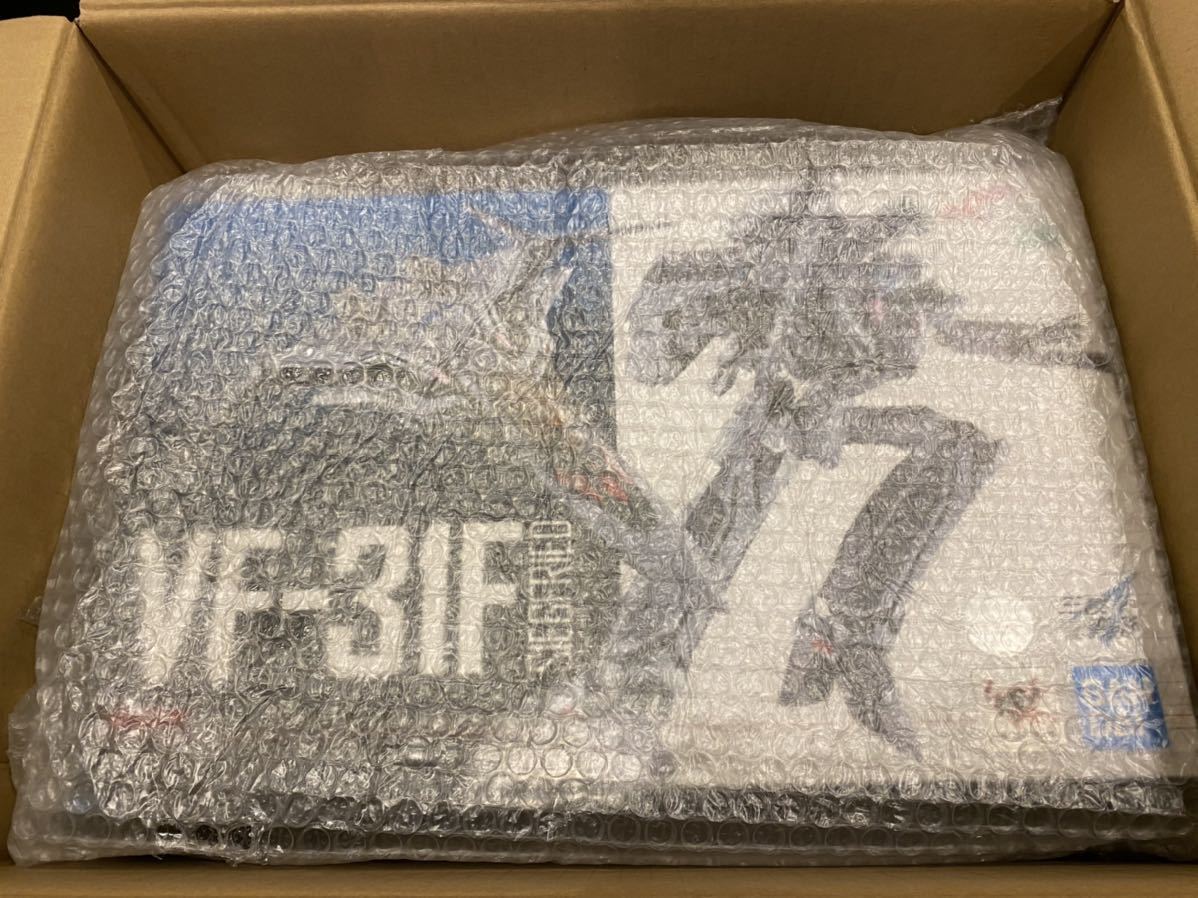 DX超合金 劇場版VF-31F ジークフリード(メッサー・イーレフェルト/ハヤテ・インメルマン搭乗機)
