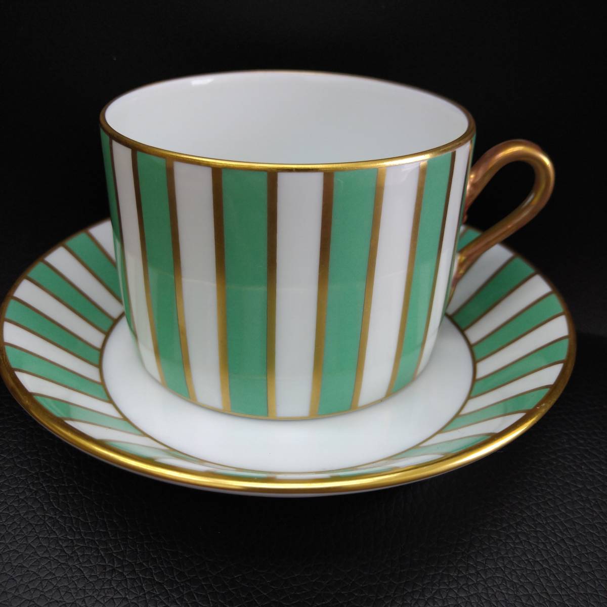 Richard Ginori リチャードジノリ アマデウス グリーン カップ Richard Ginori リチャードジノリ アマデウス グリーン カップ