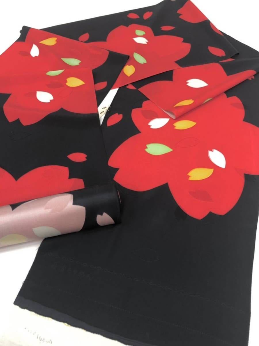 伊勢由 長襦袢 桜尽くし文様 紋意匠 反物 正絹 黒地 紅赤色