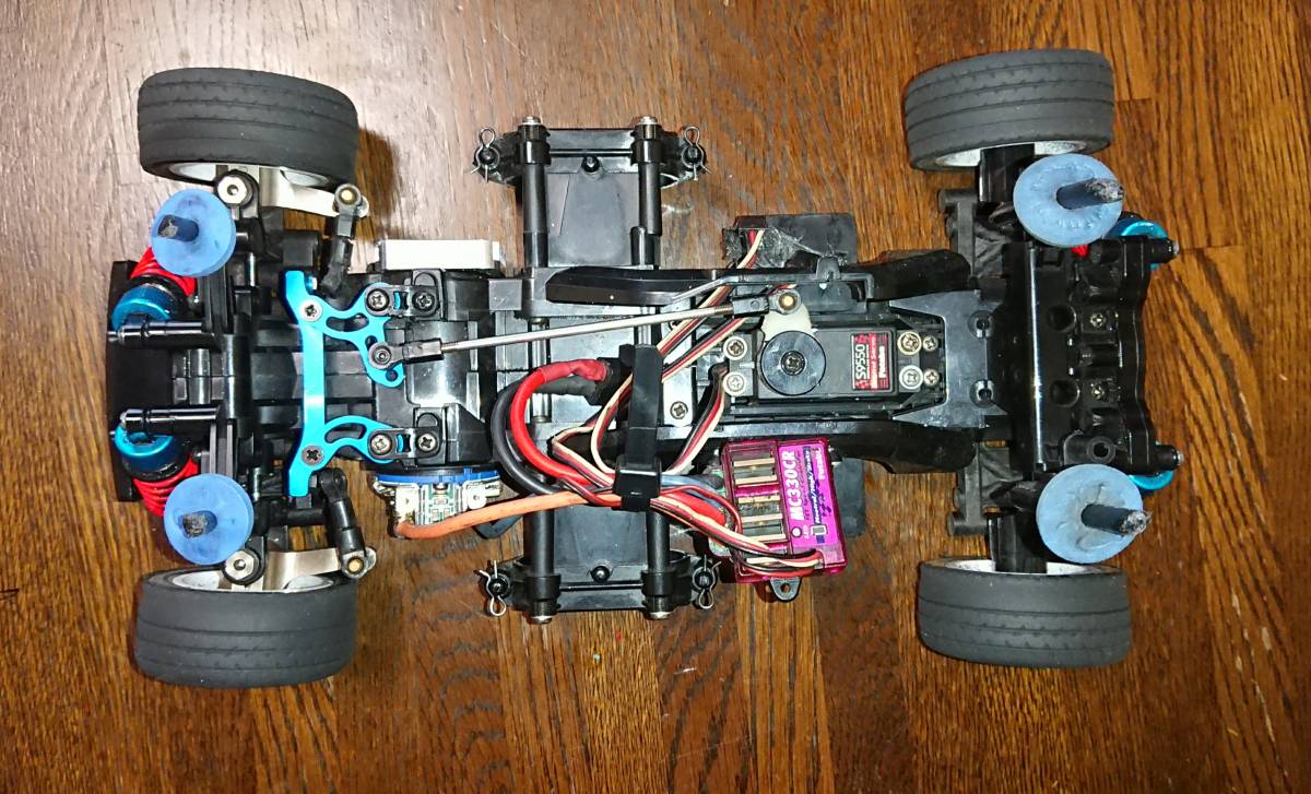 週末SALE　タミヤ 1/10 RC M-05シャーシ受信機・アンプ・サーボ付き タミヤ 電動ラジコン 1/10 RC M-05シャーシ アンプ サーボ モーター