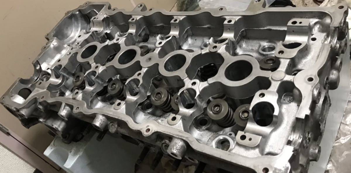 S14、15ターボ　シリンダーヘッド S14 S15 シリンダーヘッド！SR20 シルビア エンジン、過給器、冷却装置