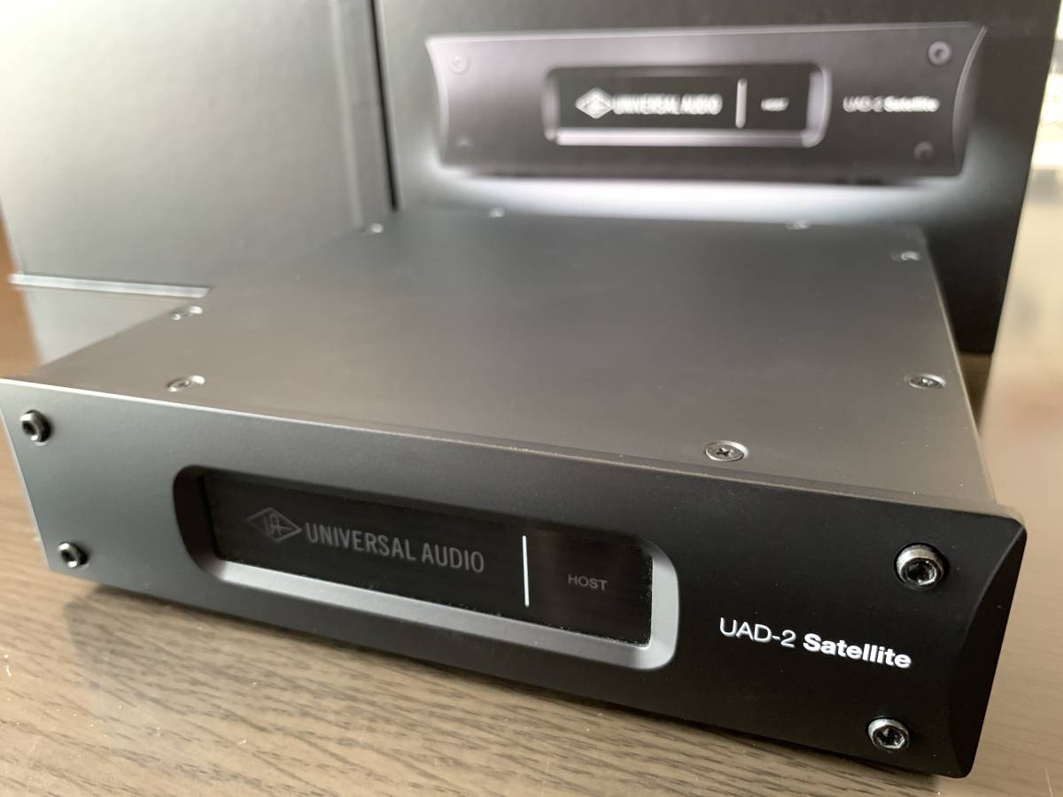 Audio Universal Satellite UAD-2 QUAD Thunderbolt Core 0 com: with 