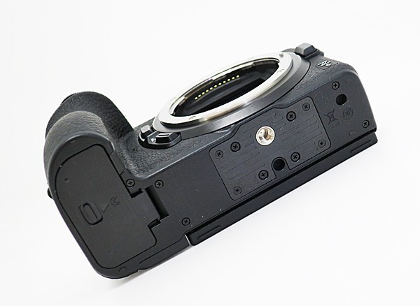 Nikon ミラーレス一眼カメラ ニコン Z6III ボディ - | Z6 カテゴリ
