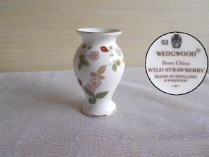 ワイルドストロベリー 花瓶のヤフオク の相場 価格を見る ヤフオク のワイルドストロベリー 花瓶のオークション売買情報は12件が掲載されています