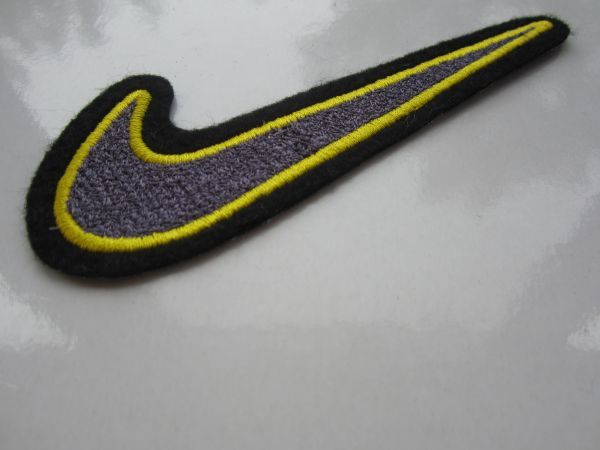 Nike ナイキ ロゴ スポーツ ブランド メーカー ワッペン カスタム ユニフォーム アメリカ スポーツ ビンテージ 503 ボタン 売買されたオークション情報 Yahooの商品情報をアーカイブ公開 オークファン Aucfan Com