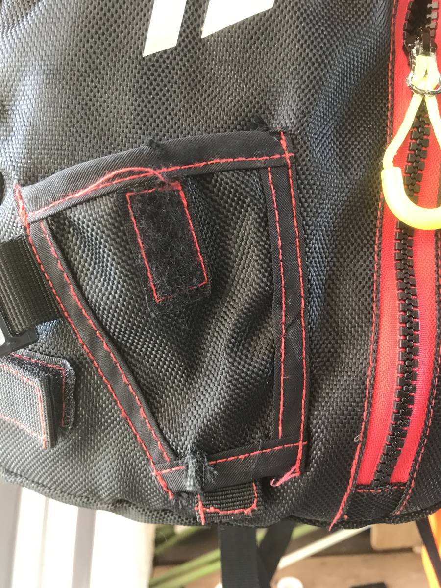 ダイワ PROVISOR フィッシングベスト ブラック 鮎ベスト？ 中古品