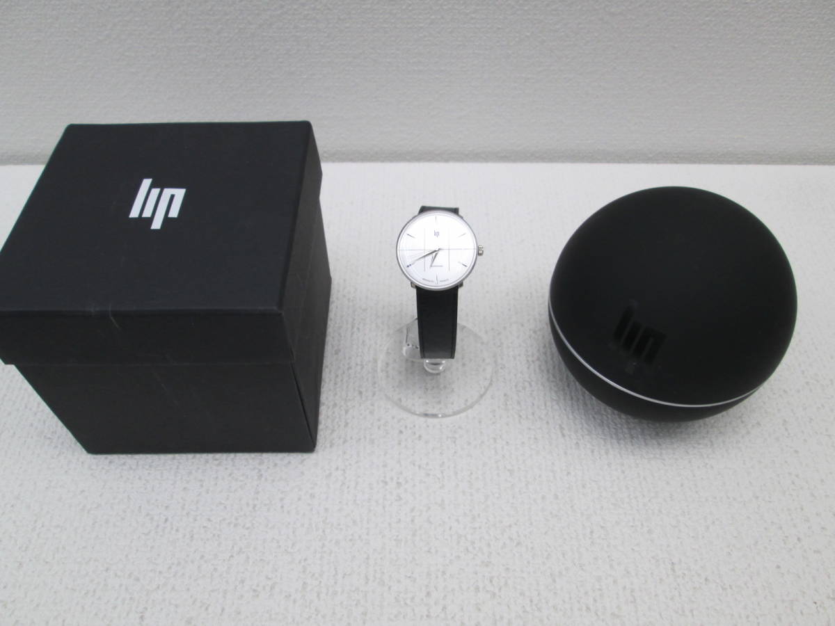it/226636/2106/リップ　LIP　クォーツ腕時計　パノラミック　レザーベルト　671061/ホワイト