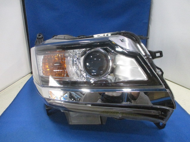 ホンダ　NWGNカスタム　JH1/JH2　右ライト/右ヘッドライト　HID　純正　N-WGN/Nワゴン　KOITO　100-62161　655121