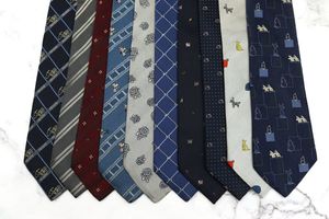 ドラえもん ネクタイのヤフオク の相場 価格を見る ヤフオク のドラえもん ネクタイのオークション売買情報は10件が掲載されています