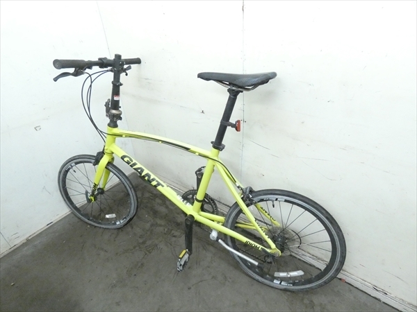 大阪発 手渡ok Giant ジャイアント ミニベロ 小径車 Idiom Mサイズフレーム 管n 小径車 折り畳み 分割機構なし 売買されたオークション情報 Yahooの商品情報をアーカイブ公開 オークファン Aucfan Com