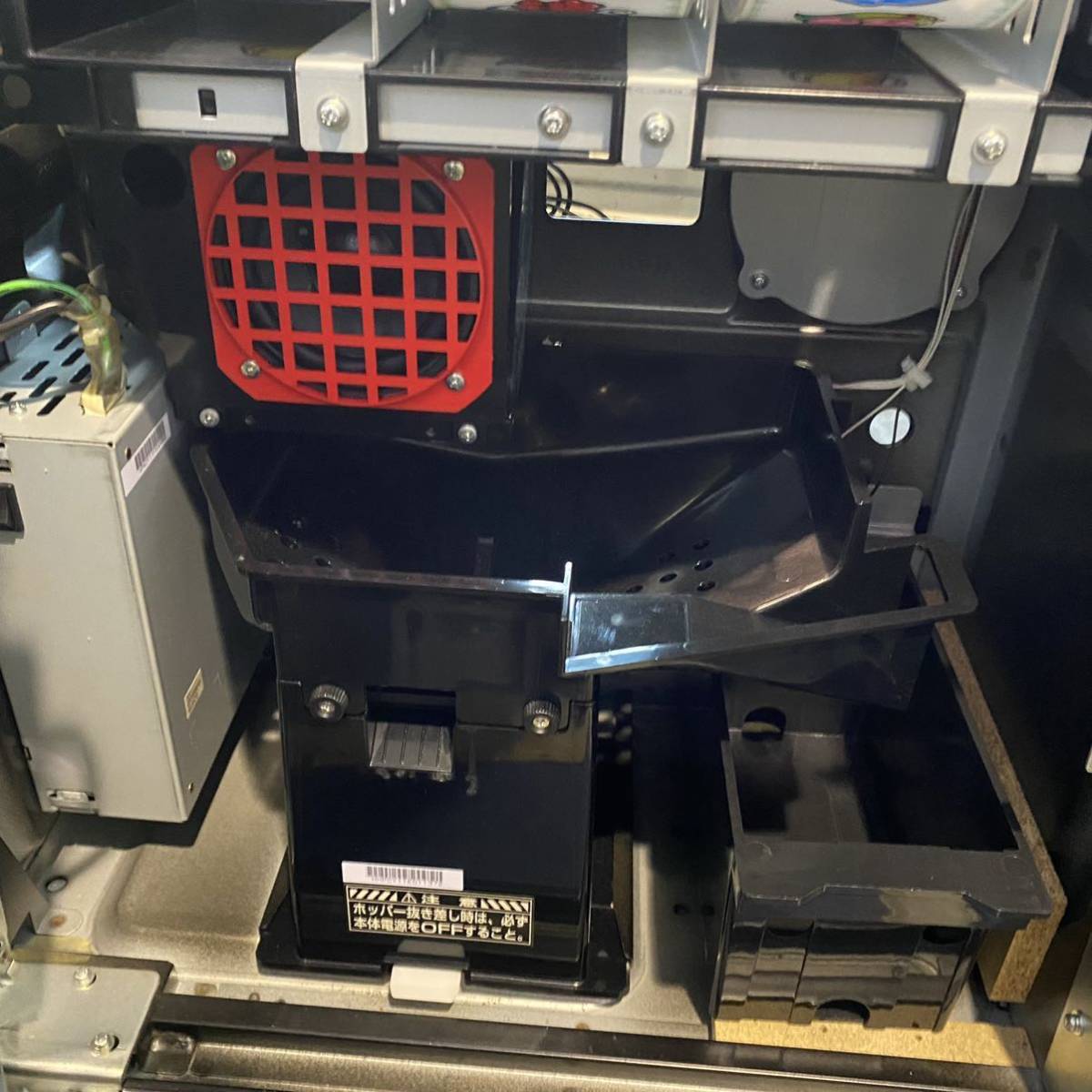 ☆ 【直接引取限定】エレコ 緑ドンviva 情熱南米編家庭用電源 スロット