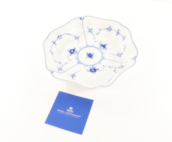 ■ロイヤルコペンハーゲン ブルーフルーテッド プレイン ケーキ皿 六角皿 約22.3cm 現状品 ROYAL COPENHAGEN 【大人気，人気SALE】