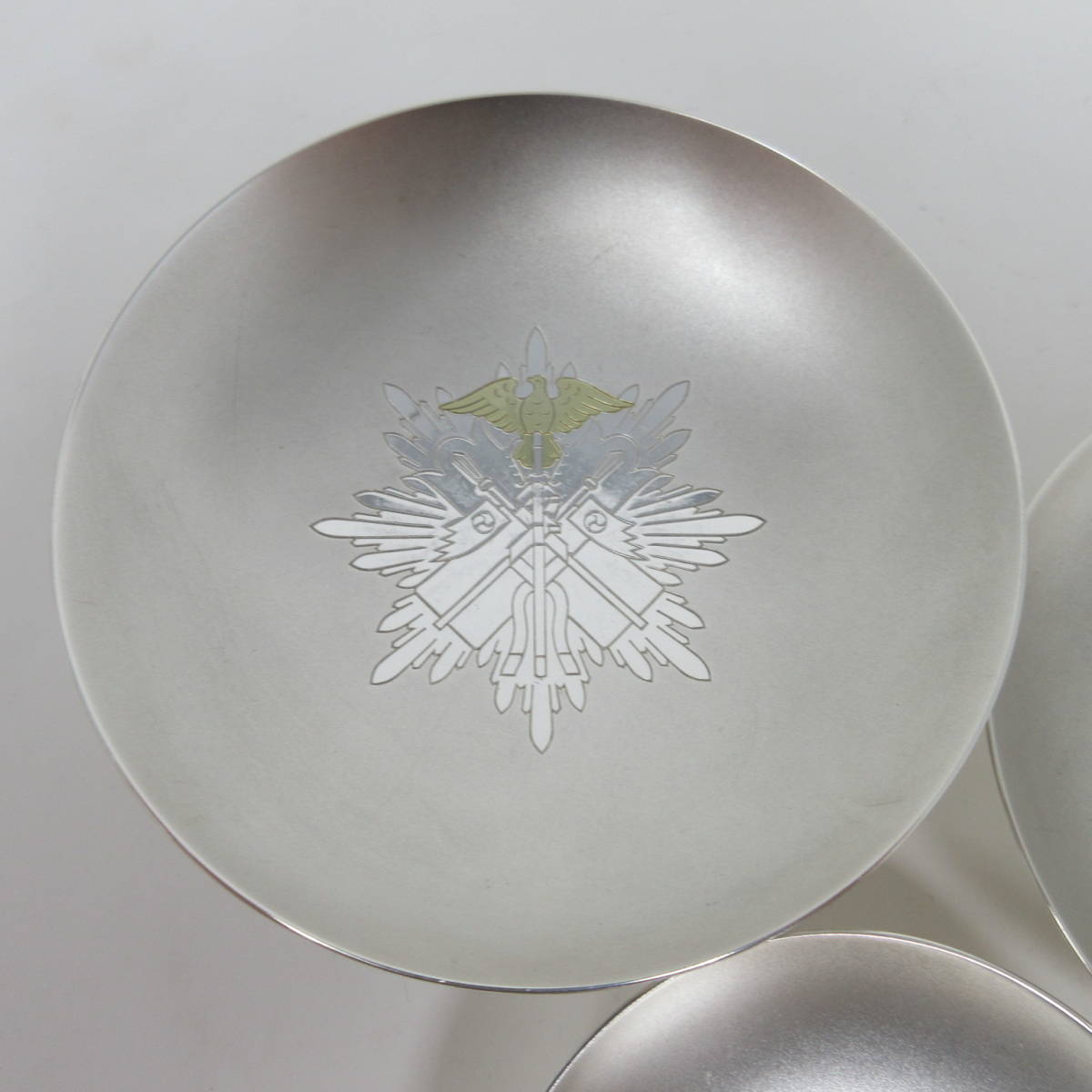 金鵄勲章 副賞 「金鵄意匠 三盃」造幣局製SILVER 1000刻印 徽章勲章