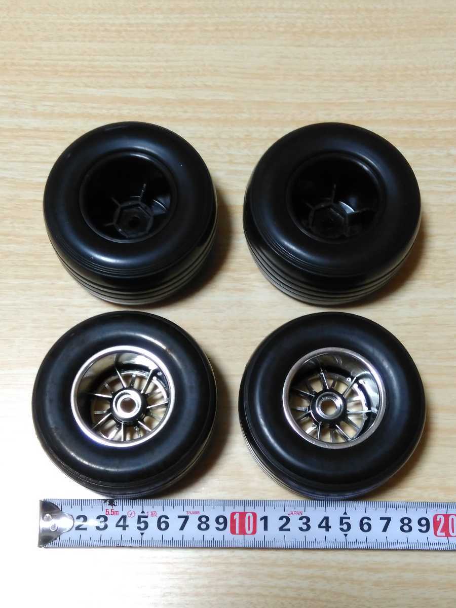 京商】デアゴスティーニ DeAGOSTINI フェラーリ F2007 タイヤ/ホイール