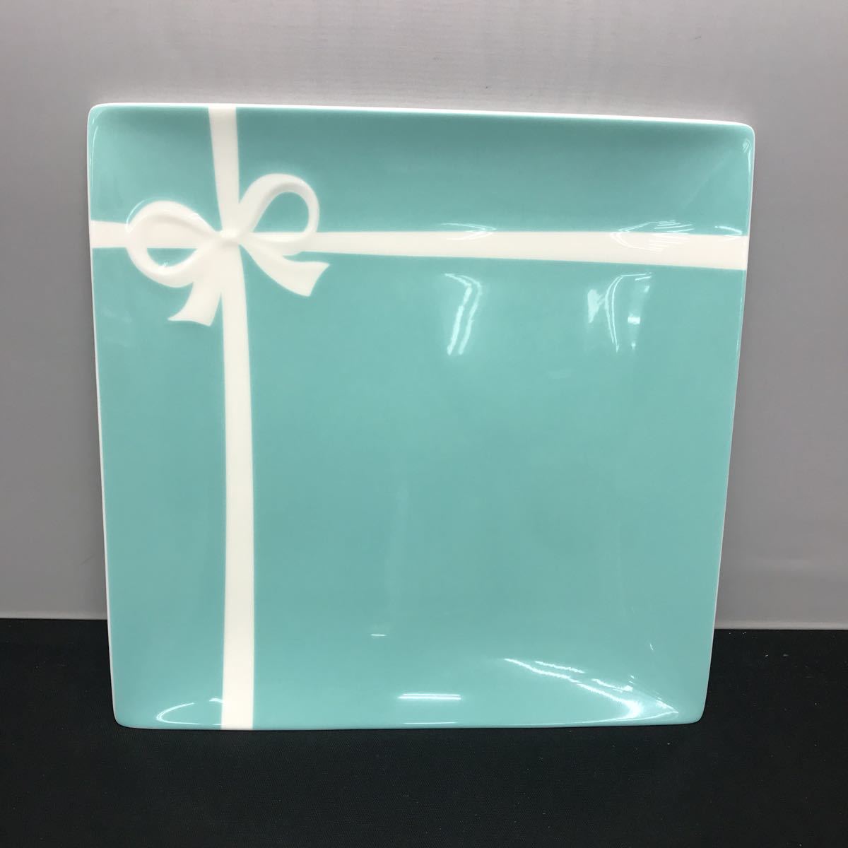 サ ティファニー ブルーボックス スクエアプレート 24 箱なし 管理o Tiffany Co リボンプレート プレート ティファニー 売買されたオークション情報 Yahooの商品情報をアーカイブ公開 オークファン Aucfan Com