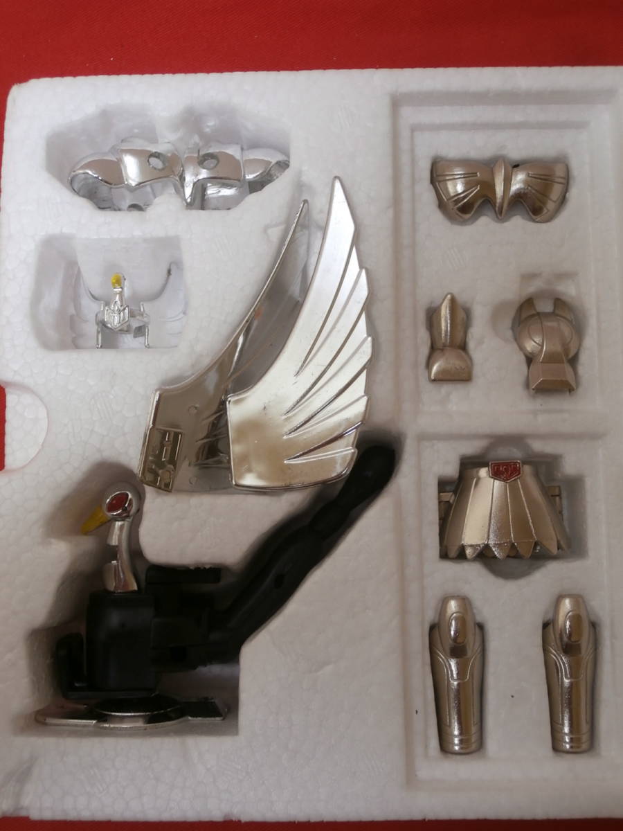 △3m 聖闘士星矢 キグナスクロス 白鳥座の聖衣 BANDAI 1987 キグナスクロス バンダイ 聖闘士星矢 バンダイ聖闘士聖衣大系（セイントクロス 白鳥座 白鳥
