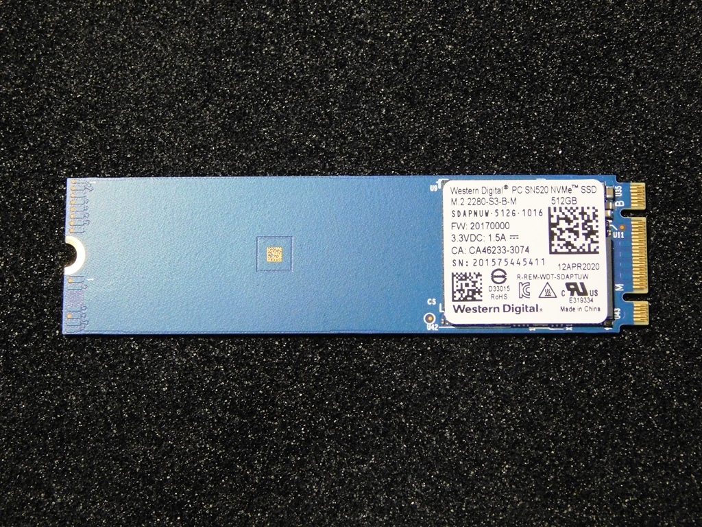 Western Digital】【M.2 NVMe SSD 512GB】【25時間 / 49回】【PC SN520