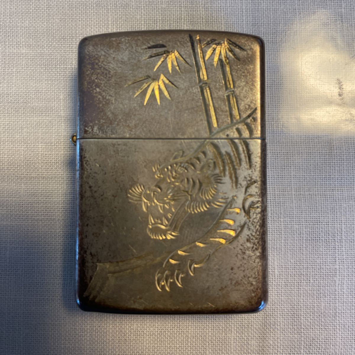 豊富な，人気セール ビンテージZIPPO スターリングシルバー 虎 オイル