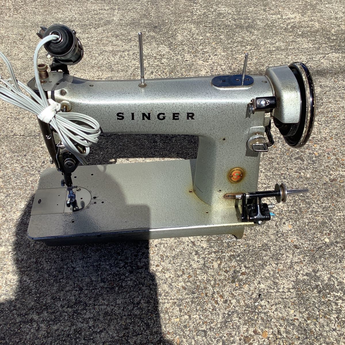 驚きの破格値，安い】 SINGER シンガーミシン 188U 昭和レトロ 現状品 