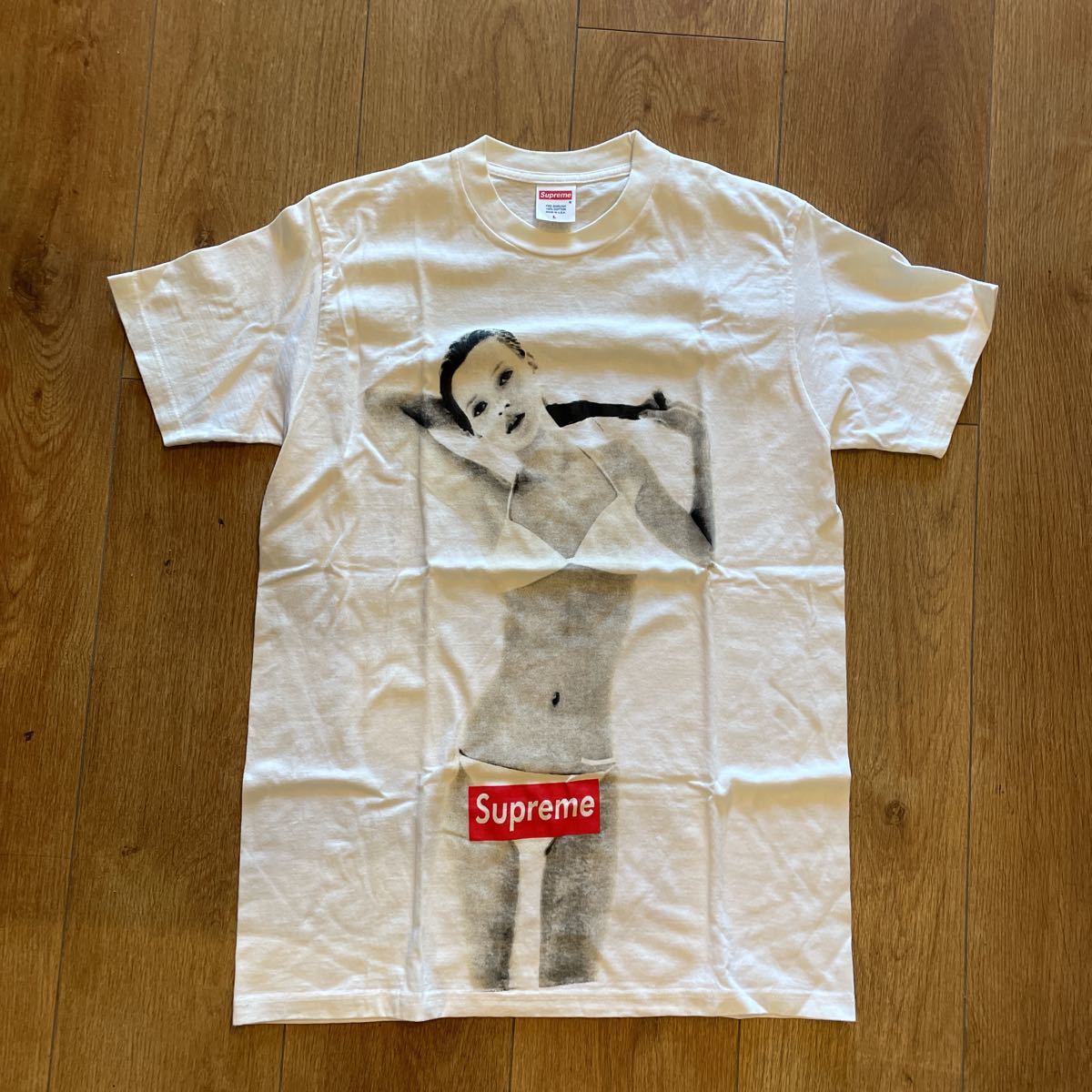 Supreme Tee Supreme 10th Anniversary Kate Moss Tee White L 04ss 