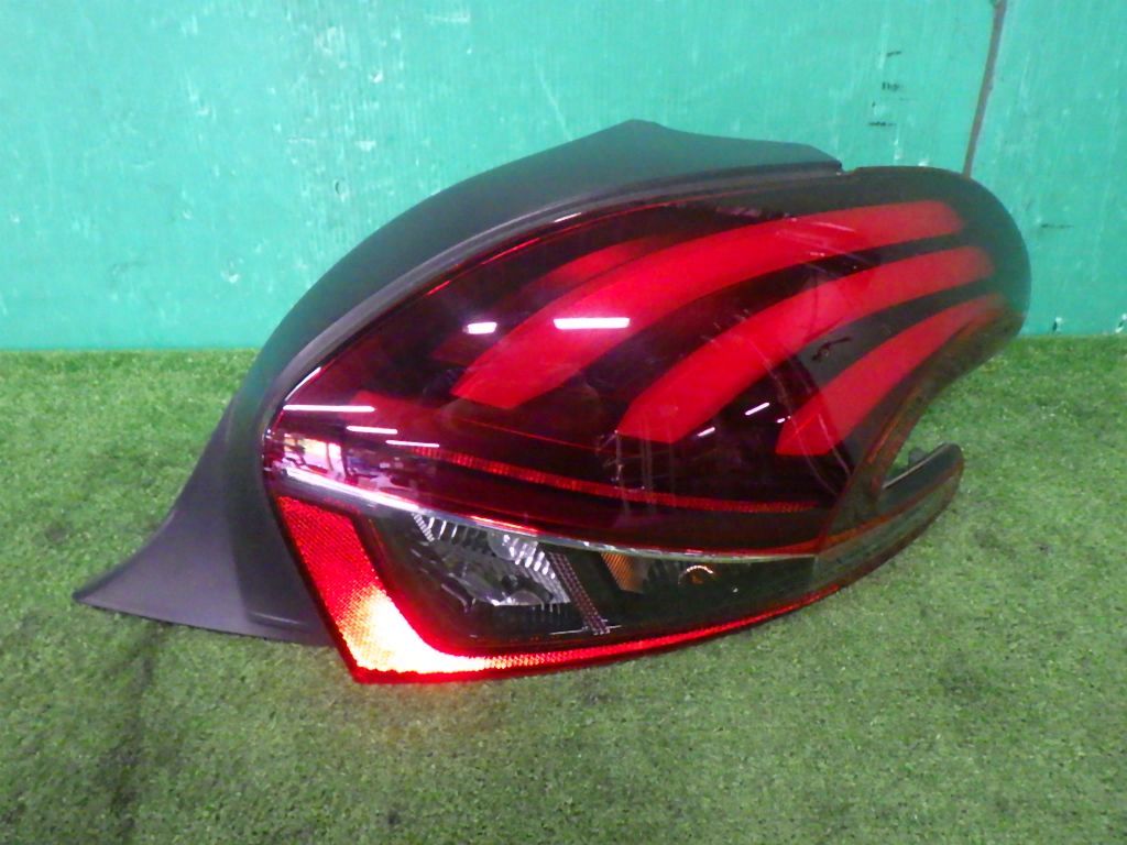 プジョー208後期型LEDテールランプ　左右セット　A9HN01 激安大特価，セール プジョー208[A9HN01後期]ブレーキランプ右テールライト