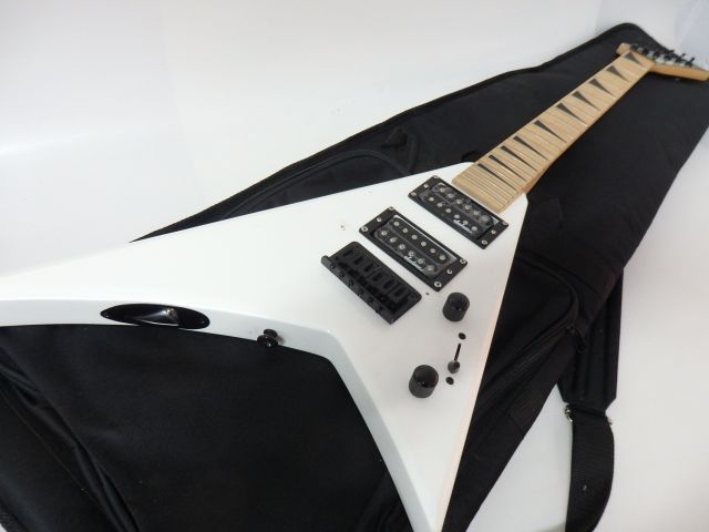 Jackson JS1X RR Minion ジャクソン ランディV ホワイト 未配線 レストアベースに ★ 615B5-69