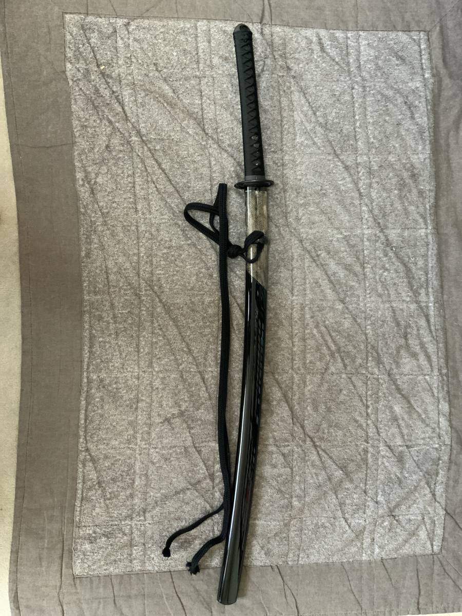 高級模造刀 黒柄黒鮫皮 鉄地海鼠透し丸鍔 斜め巻黒鞘 【公式通販】