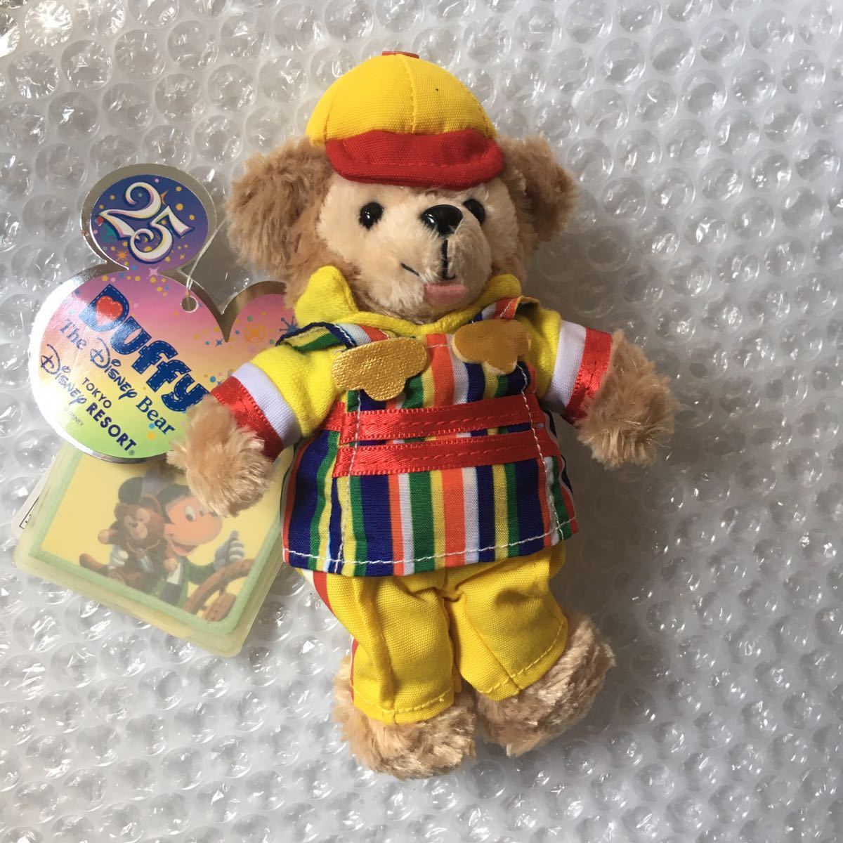 ダッフィー 25周年 ぬいぐるみバッジ シェリーメイ ディズニーシー