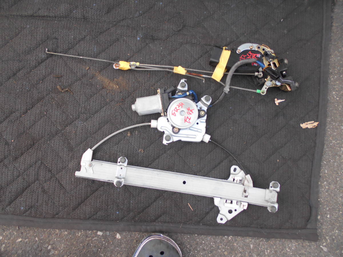 200 スカイライン R34 4ドア 助手席後ろ レギュレーターアクチュエーター (D) 動作確認済 完動品 中古品 2500CC R34 HR34 ER34
