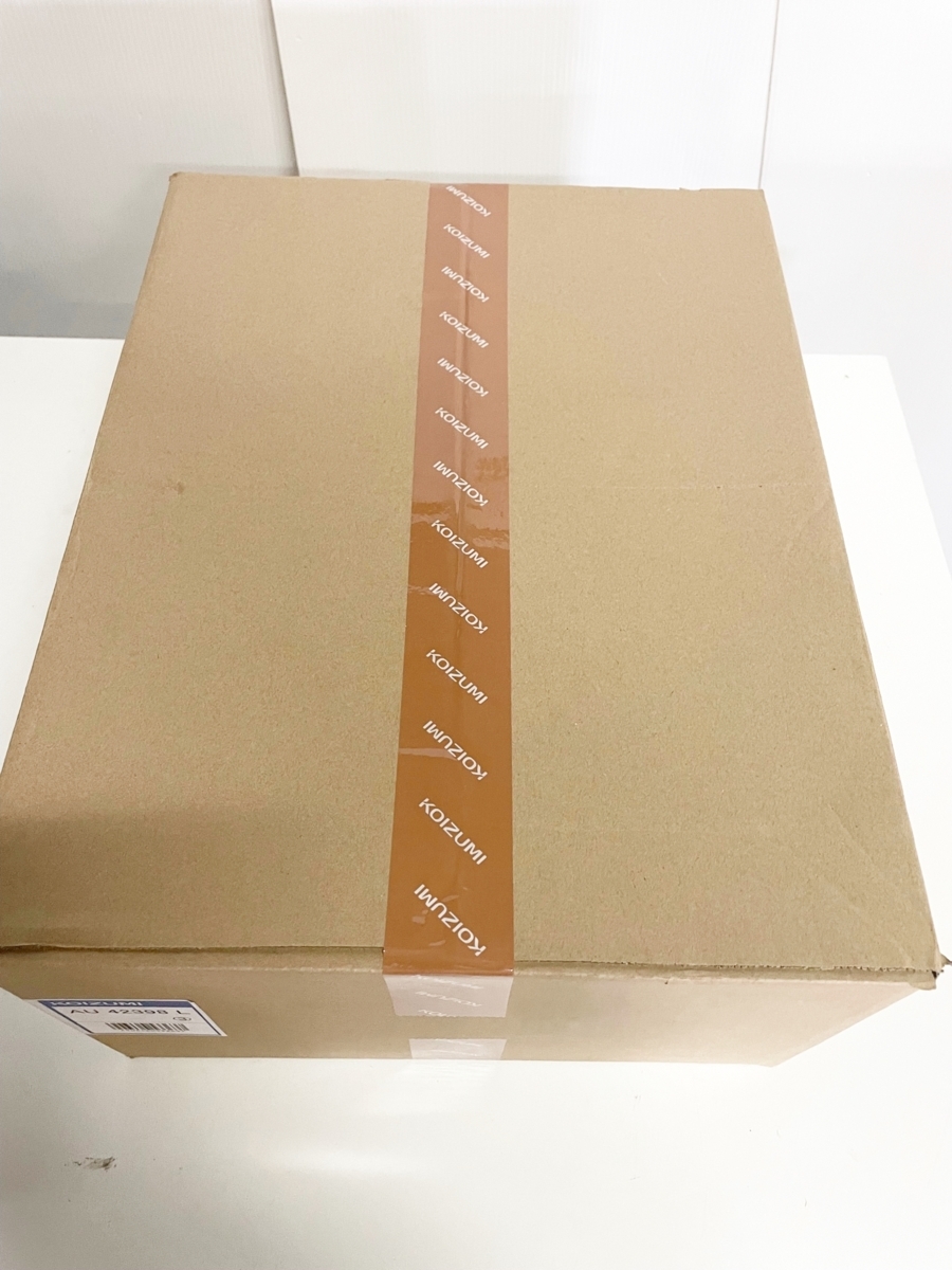 AU42398L LED防雨型ブラケット コイズミ照明 人感センサ付玄関灯 玄関灯 (60W相当) | LED コイズミ 人感センサー付ポーチライト(LED、8.1W、電球色 照明器具 AU45209L 玄関・廊下・トイレ灯 (40W相当 通販 AU42251L